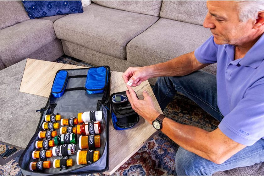 Large Insulated Medical Binder with Pill Organizer and 6-Pocket Folder